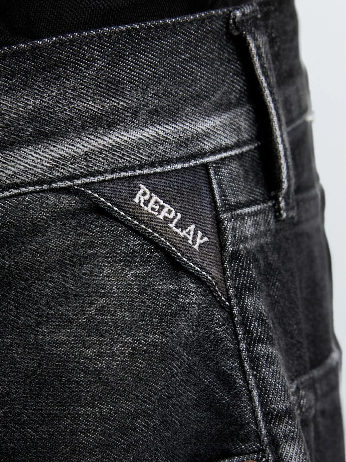 Utvalda Replay-jeans endast 999:-
