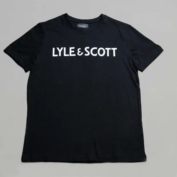 Lyle & Scott Svart T-shirt